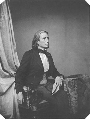 Liszt en 1858 par Franz Hanfstaengl.jpg