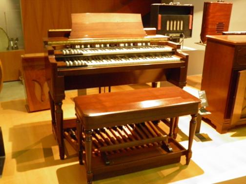 orgue Hammond-2.JPG